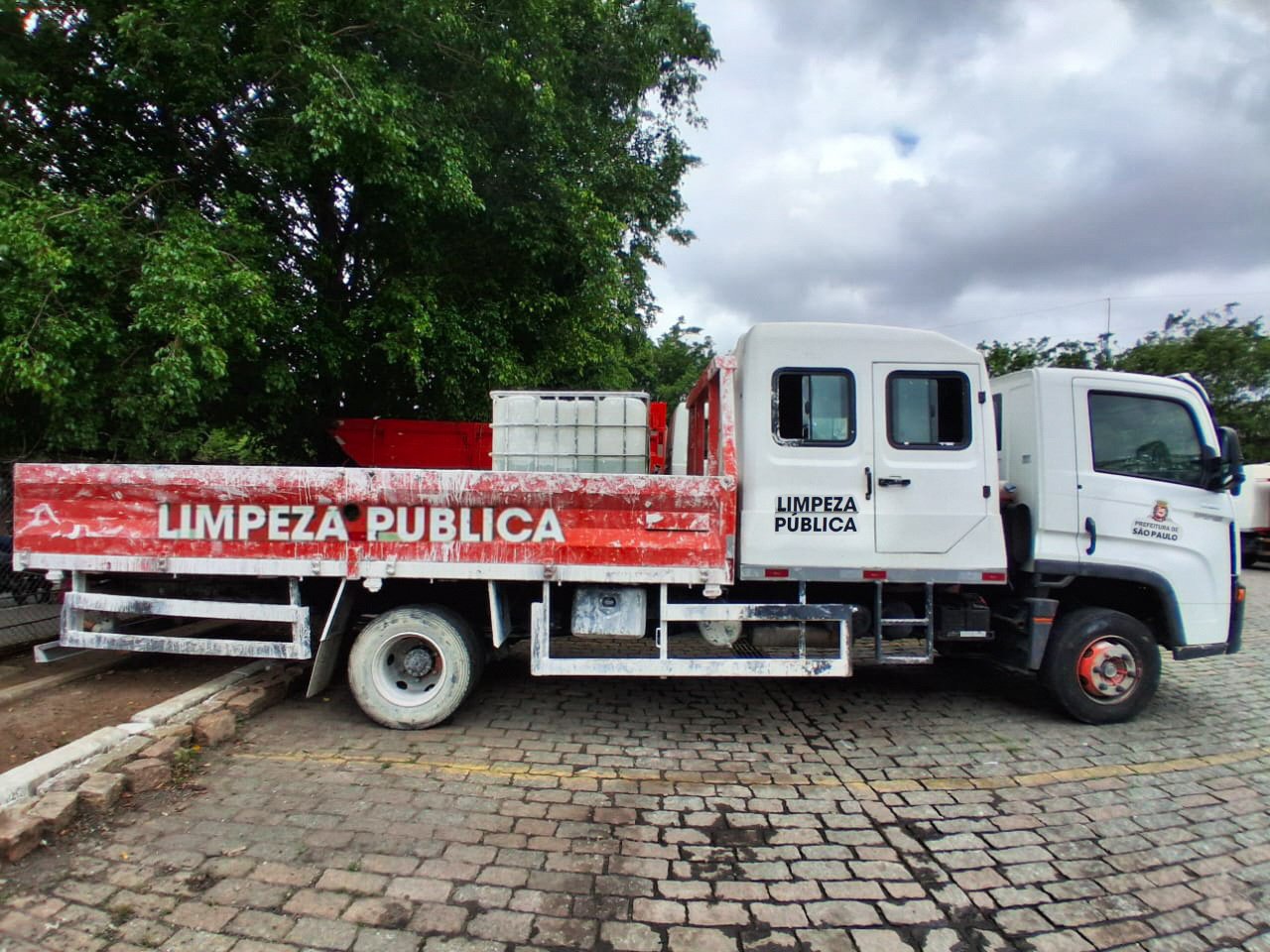 CARROCERIA06m+CABINESUPLEMENTAR6L