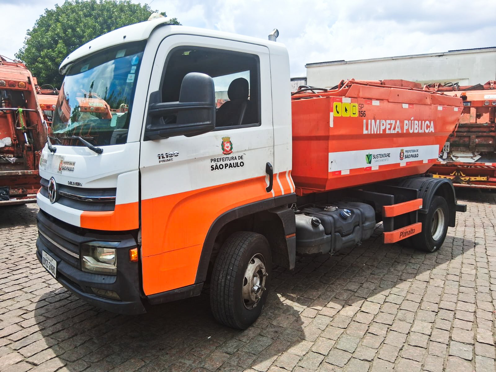 COMPACSATELITEBASC05m